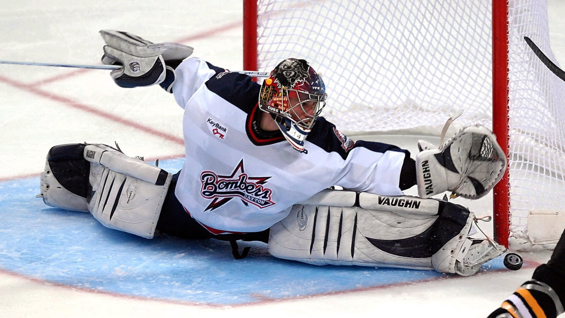 格拉纳达门将表现神勇，连续多场零封对手，格拉纳达足球队最新新闻